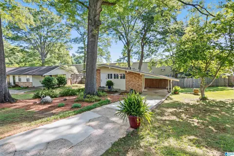 545 Edgecrest Dr, Homewood, AL 35209