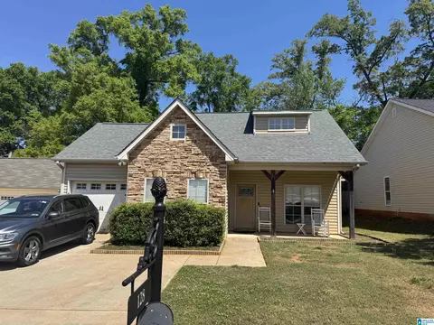 128 Stonecreek Pl, Calera, AL 35040