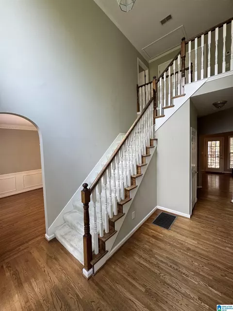 Entry Way - 216 Silverleaf Dr, Pelham, AL 35124 photo 1 of 1