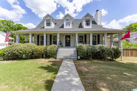 524 Olde Towne Ln, Alabaster, AL 35007