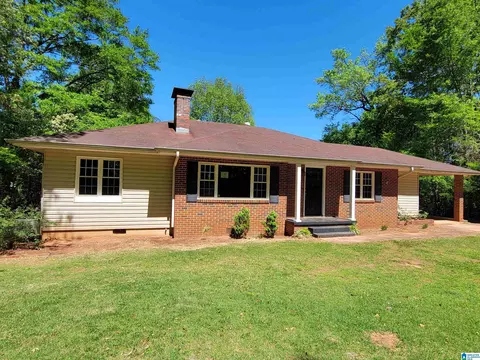 1400 Lloyd Rd, Sylacauga, AL 35150