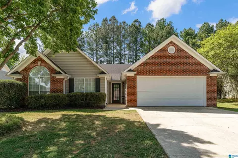 235 Summer Hill Dr, Alabaster, AL 35007