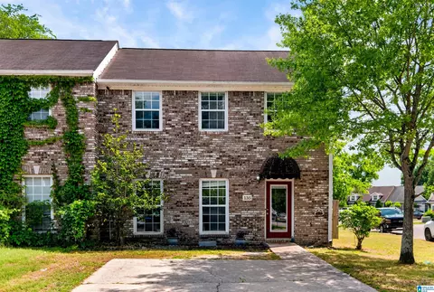 135 Chase Creek Cir, Pelham, AL 35124