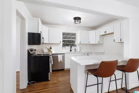 724 Rose Dr, Birmingham, AL 35235