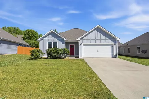 140 Ridgecrest Rd, Calera, AL 35040