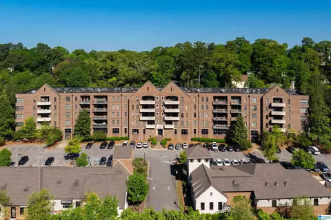 1040 Broadway Park #226, Homewood, AL 35209