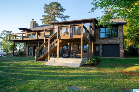 7148 Skyline Dr, Pell City, AL 35128