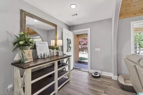 Entry Way - 1035 Temple Rd, Clanton, AL 35045 photo 1 of 3