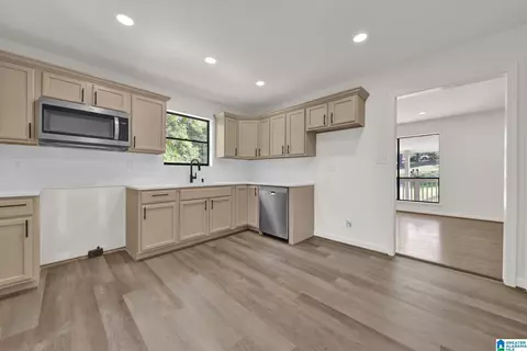 Kitchen - 6681 Burchfield Loop, Mc Calla, AL 35111 photo 3 of 3