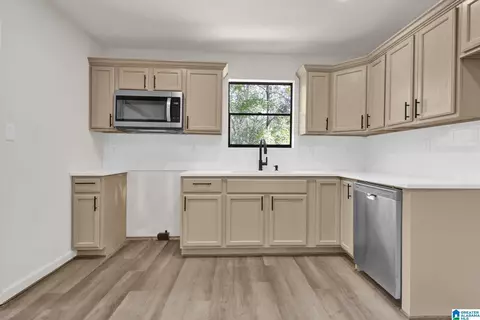 Kitchen - 6681 Burchfield Loop, Mc Calla, AL 35111 photo 1 of 3