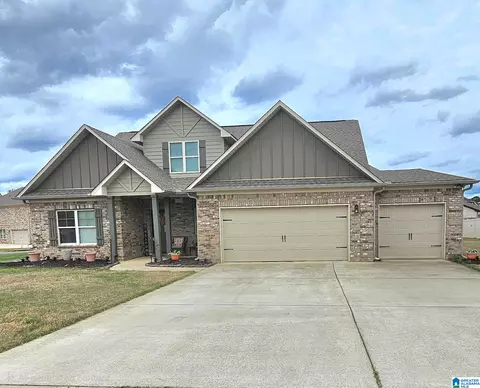 5619 Cedar Creek Park Dr, Bessemer, AL 35022