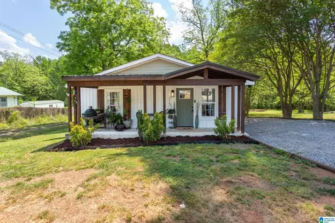 3121 6th Ave N, Pell City, AL 35125