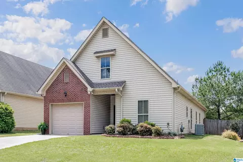 145 Cattail Ln, Calera, AL 35040