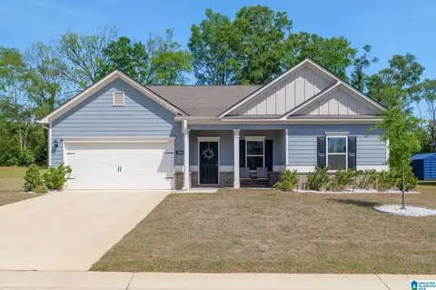 5512 Grass Lake Dr, Bessemer, AL 35022