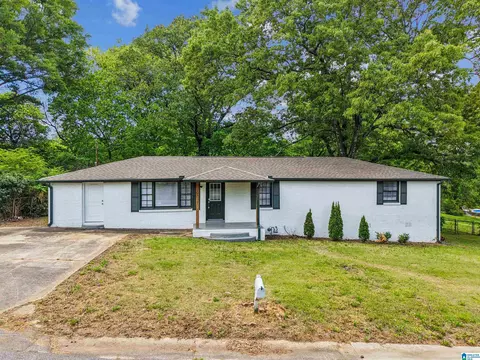 305 9th St, Pleasant Grove, AL 35127