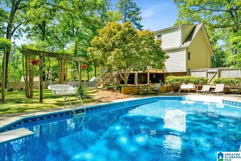 5483 Dover Cliff Cir, Birmingham, AL 35242
