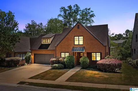 328 Stone Brook Cir, Hoover, AL 35226