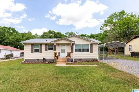 707 Bain Ave, Weaver, AL 36277