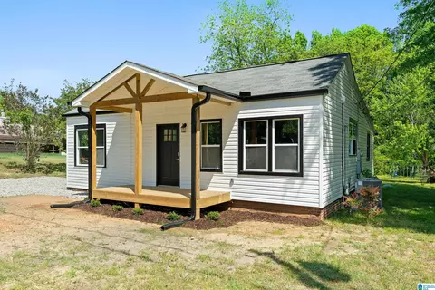216 Pecan St, West Blocton, AL 35184