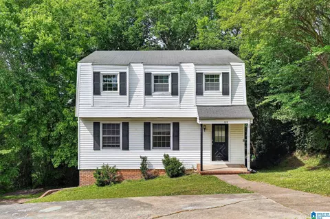 124 Fox Hill Dr, Center Point, AL 35215