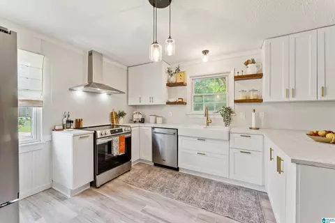 6766 Sunny Dell Dr, Concord, AL 35023