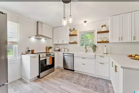 6766 Sunny Dell Dr, Concord, AL 35023