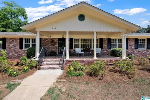 801 Peterson Dr, Gardendale, AL 35071