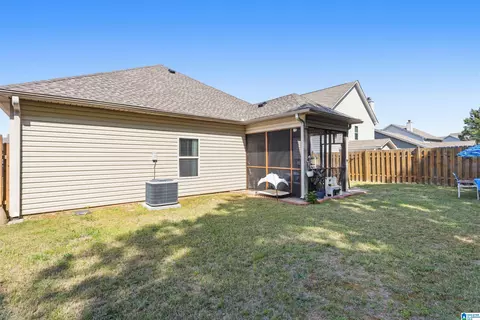 1308 Kensington Blvd, Calera, AL 35040