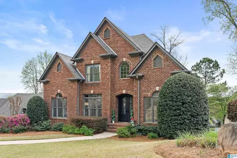 2066 Knollwood Pl, Birmingham, AL 35242