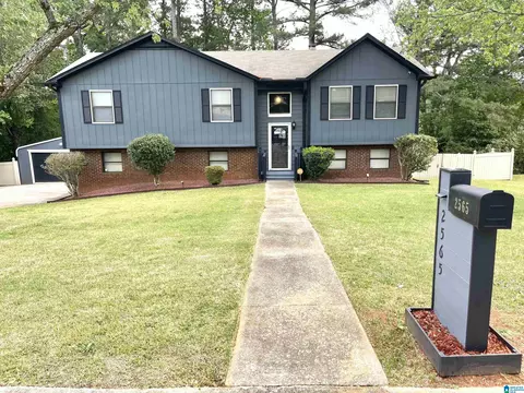 2565 Redwood Ln, Pinson, AL 35126