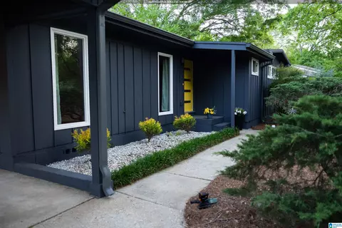 4305 Mountaindale Rd, Birmingham, AL 35213