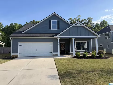 930 Catherine Dr, Opelika, AL 36801