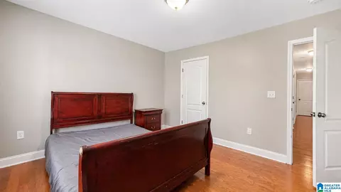 Bedroom - 220 Cedar Mdw, Maylene, AL 35114 photo 3 of 4