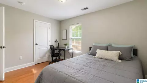 Bedroom - 220 Cedar Mdw, Maylene, AL 35114 photo 4 of 4