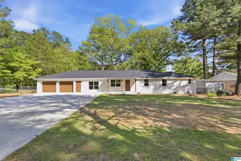 620 Dee Dr, Warrior, AL 35180