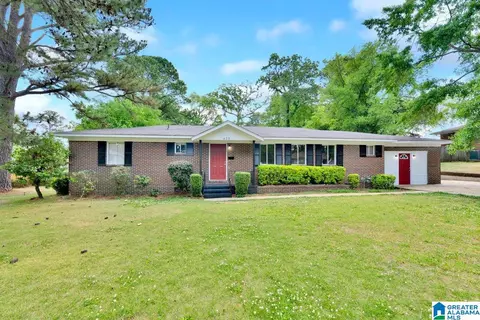 615 Willowbrook Rd, Fairfield, AL 35064