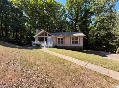 1500 Shady Oak Cir, Birmingham, AL 35235