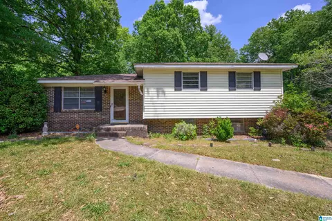 2909 Debra Dr, Fultondale, AL 35068