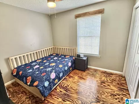 Bedroom - 222 Kenyon Dr, Ohatchee, AL 36271 photo 5 of 11