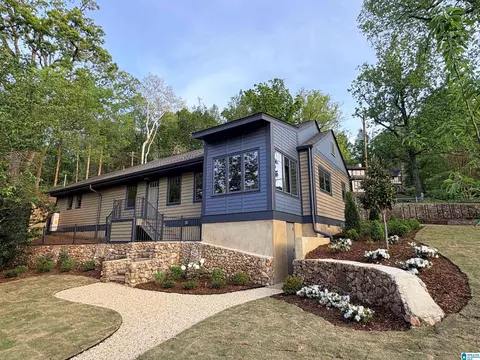 2754 Milner Ct S, Birmingham, AL 35205