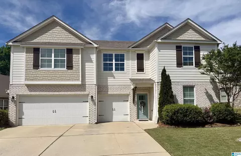 359 Rock Dr, Gardendale, AL 35071