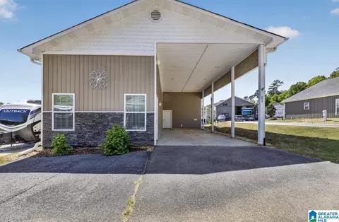 1727 Convict Camp Rd, Guntersville, AL 35976