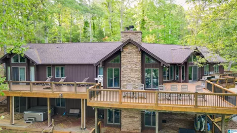 487 Poplar Pl, Wedowee, AL 36278