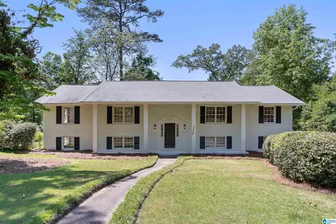 3208 Winchester Rd, Hoover, AL 35226