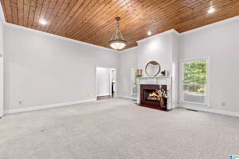 Living - 12421 Mcmath Cir, Mc Calla, AL 35111 photo 2 of 4