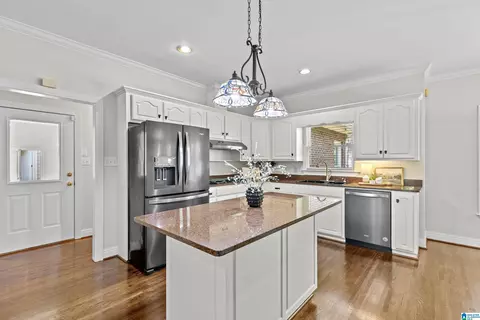 Kitchen - 12421 Mcmath Cir, Mc Calla, AL 35111 photo 2 of 5