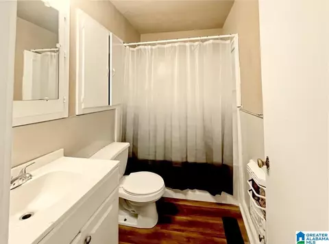 Bath - 301 1st Ave, Clanton, AL 35045 photo 2 of 2