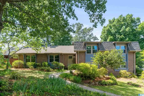 3448 Lynngate Cir, Hoover, AL 35216