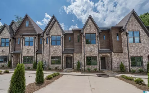 4228 Oakview Ln, Vestavia, AL 35243