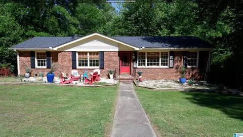 2625 Southview Pl, Vestavia Hills, AL 35216